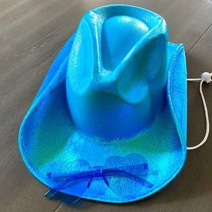 Cowboy hat & glasses